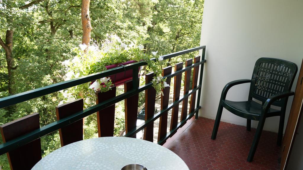 Hotel Robinson Auch Exterior foto
